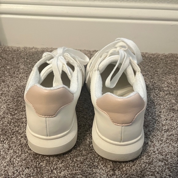 White sneakers - Picture 3 of 3